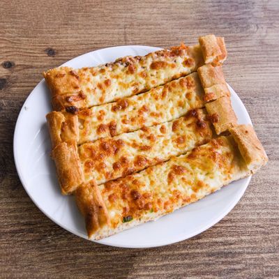 Peynirli Kır Pidesi