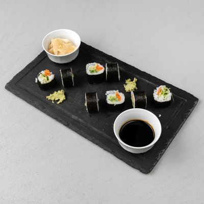 Veggie Roll (8 Pcs.)