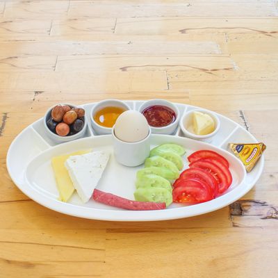 Hızlı Kahvaltı Tabağı
