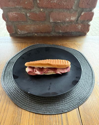 Dilli Kaşarlı Sandviç