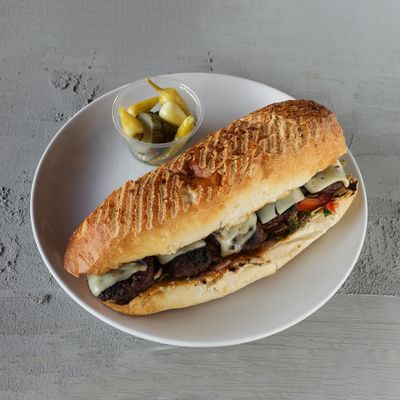 Tam Ekmek Arası Izgara Köfte