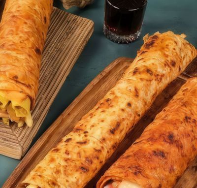 Köri Soslu Luxury Tavuk Döner Dürüm (70 gr.)