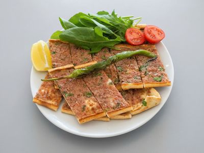 Kıymalı Pide