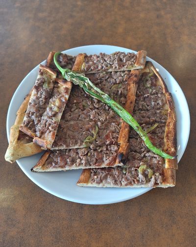 Kuşbaşılı Pide