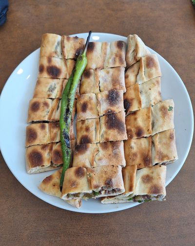 Patlıcanlı Kıymalı Pide