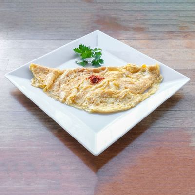 Patatesli Sucuklu Kaşarlı Omlet