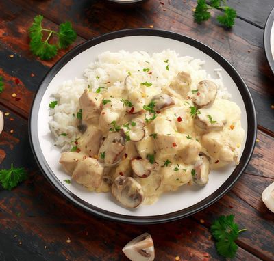 Kremalı Mantarlı Tavuklu Pilav