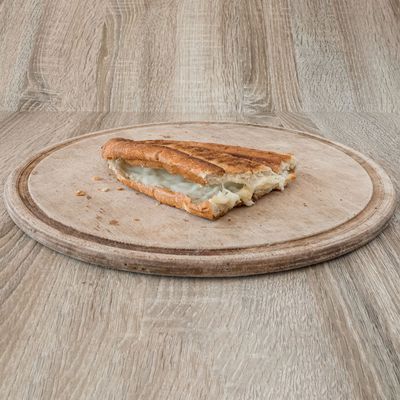 Yarım Ekmek Arası Çift Kaşarlı Tost