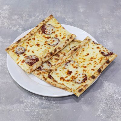 Sucuklu & Kaşar Peynirli Pide