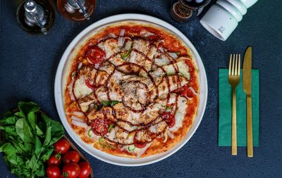 Tavuklu Barbekü Soslu Pizza (30 cm.)