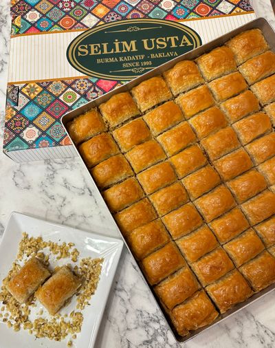 Cevizli Baklava (2,7 kg.) (Tepsi)