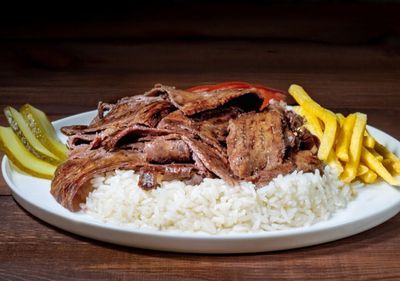 Pilav Üstü Et Döner