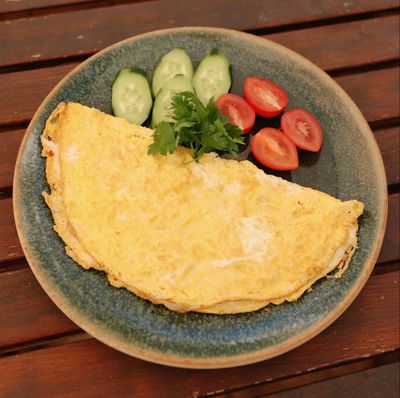 Kaşarlı Omlet Kahvaltı Tabağı