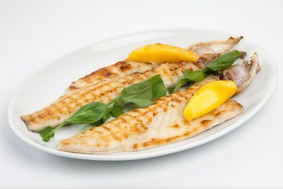 Izgara Levrek (3 Kişilik) Menü