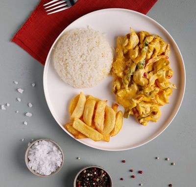 Köri Soslu Tavuk Tabağı