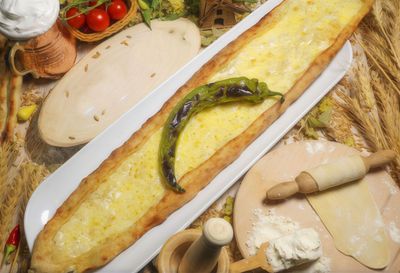 Kaşarlı Pide