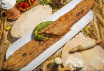 Kavurmalı Pide
