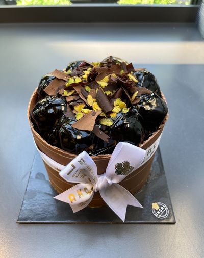 Profiterollü Fıstık Çikolatalı Pasta (No.0)