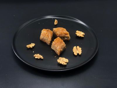 Tereyağlı Cevizli Ev Baklavası 1000gr