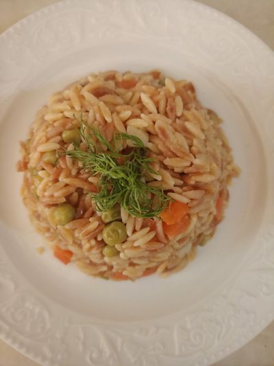Sebzeli Arpa Şehriye Pilavı