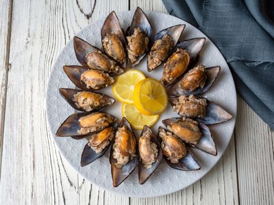 Acılı Midye Dolma (10 Adet)