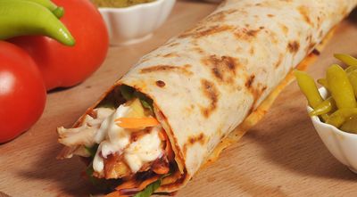 Kaşarlı Tavuk Döner Dürüm