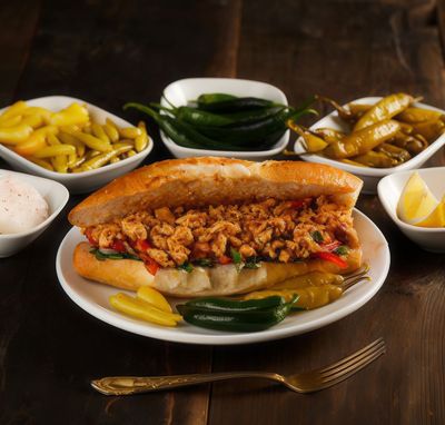 Ekmek Arası Tavuk Tantuni