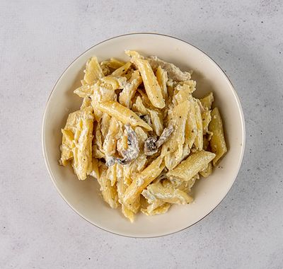 Penne Kremalı Tavuklu Makarna