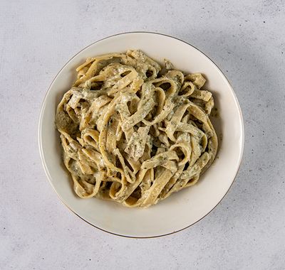 Fettuccine Pesto Makarna