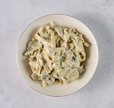 Fettuccine Alfredo Makarna