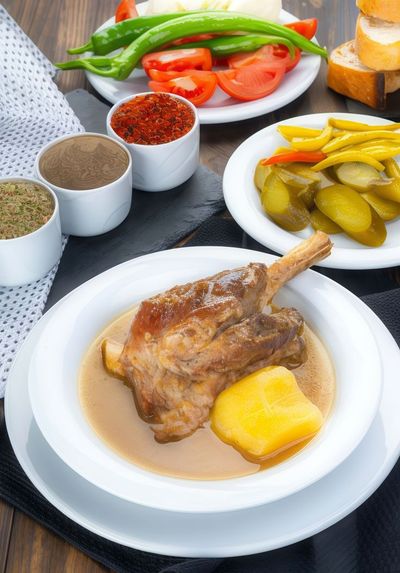 Kuzu İncik Haşlama