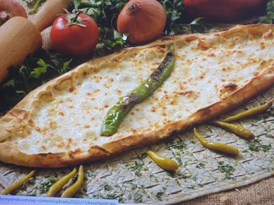 Kaşarlı Pide