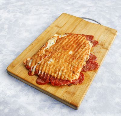 Tam Ekmek Arası Sucuk & Kavurma Tost