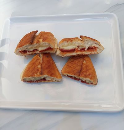 Yarım Ekmek Arası Karışık Tost