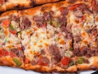 kuşbaşılı kaşarlı pide