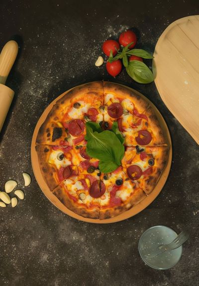 Şarküteri Pizza (Orta Boy)