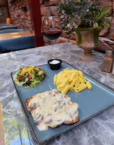 Mantar Soslu Izgara Tavuk