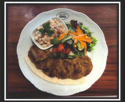 Vejetaryen Tava Köfte