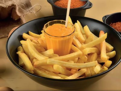 Cheddar Soslu Patates Tava