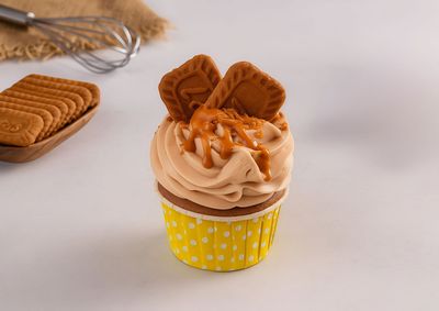 Lotuslu Cupcake