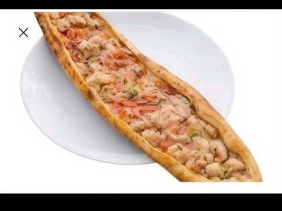 Tavuklu Kaşarlı Pide