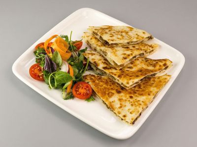 Pastırmalı Kavurmalı & Kaşarlı Gözleme