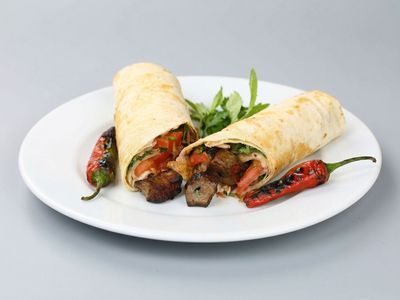 Kaşarlı Kuzu Şiş Dürüm