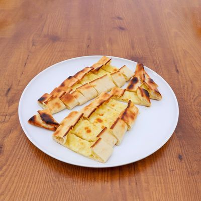 Kaşarlı Karadeniz Pidesi