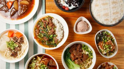 老夫子牛肉麵 (台中崇德店)