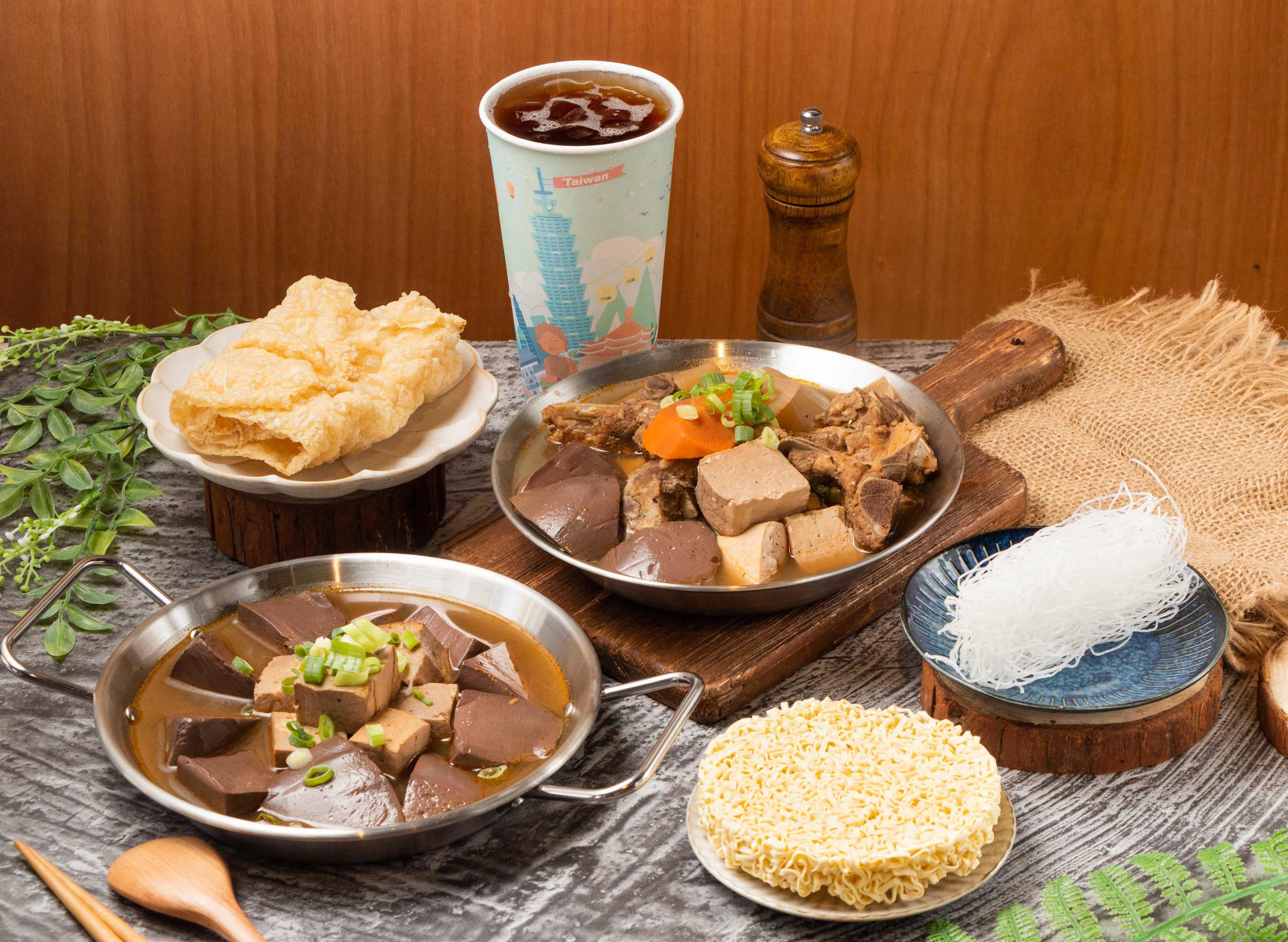 麻入口 鴨血臭豆腐排骨專賣 (台南永康店) vendor logo