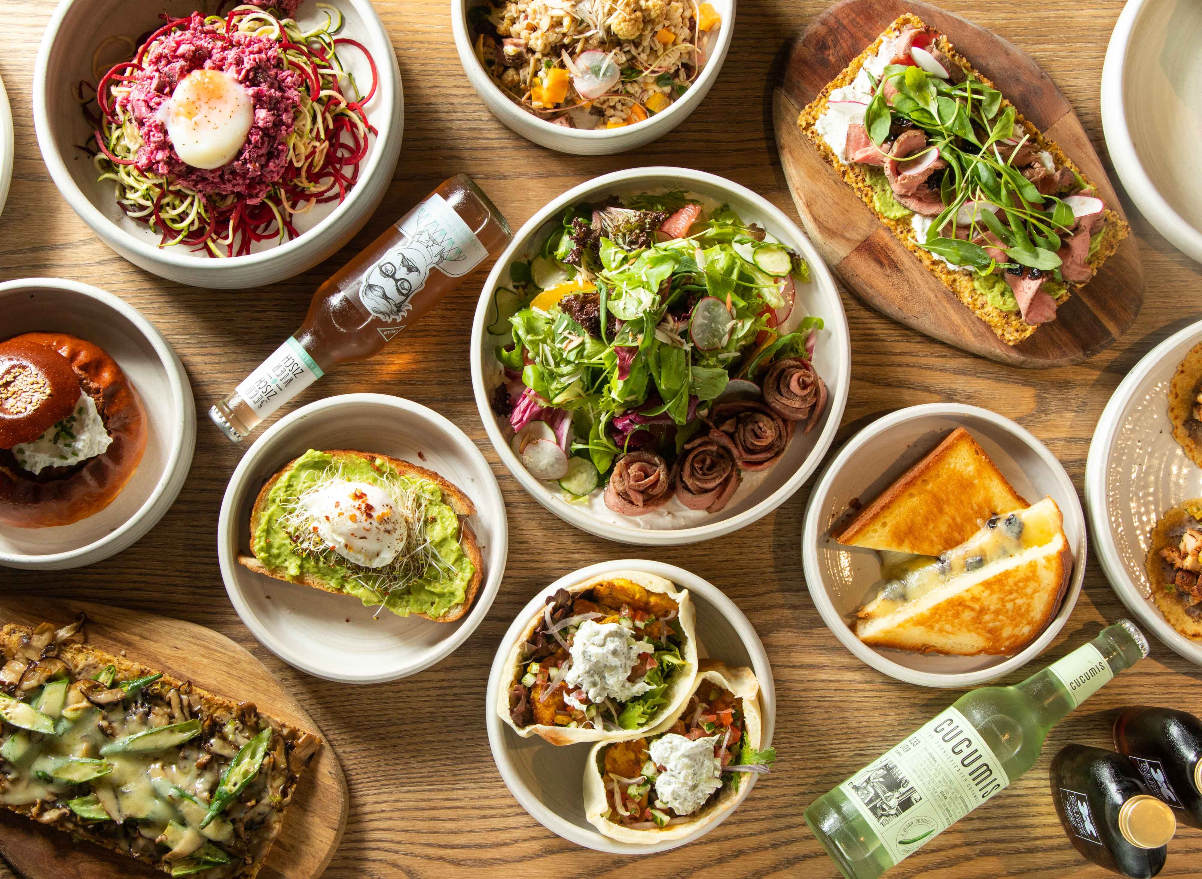 Vast Cali eatery (VCE南加州風格有機餐飲) vendor logo
