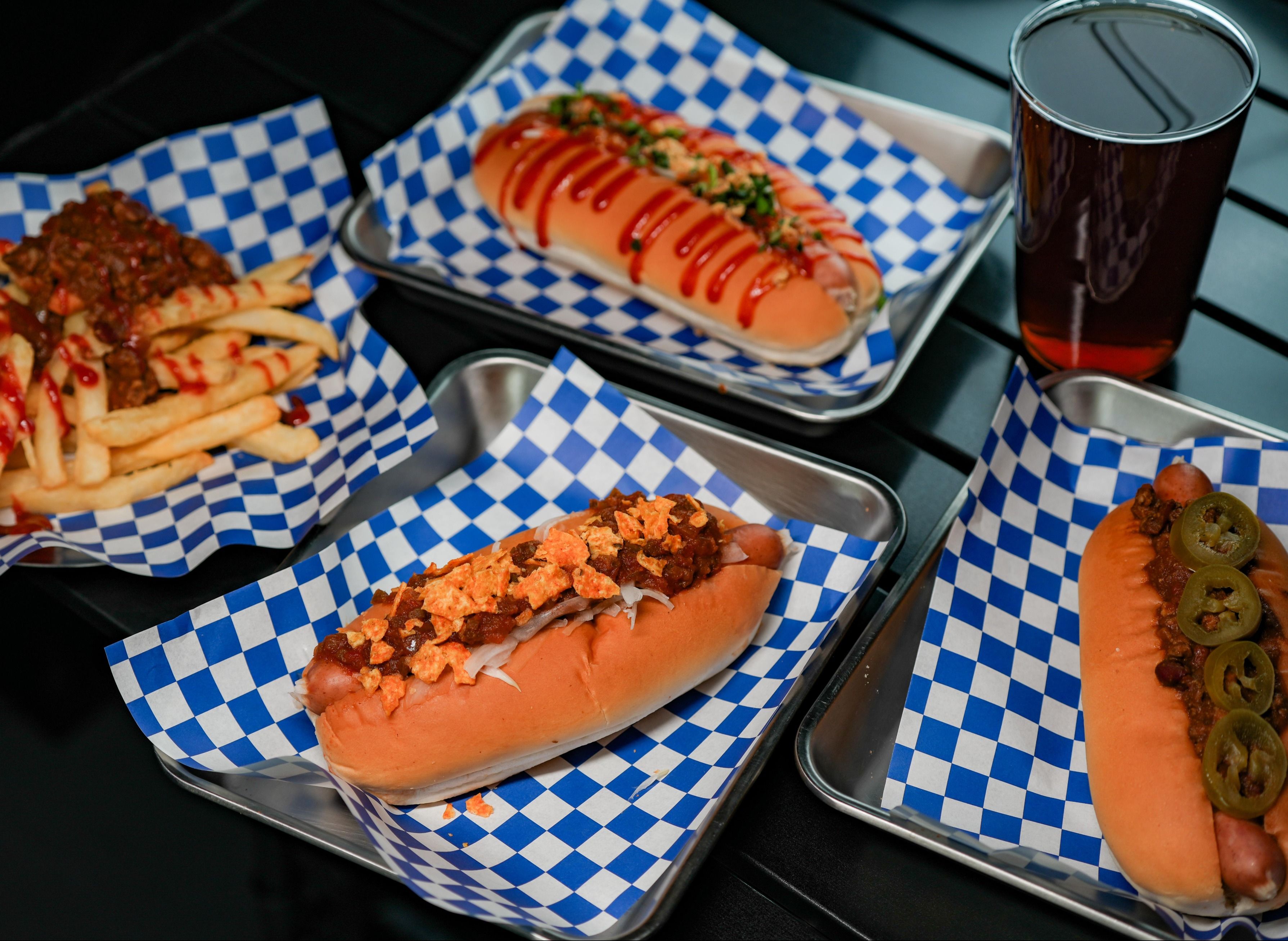 Hot Dog Ray vendor logo