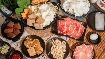 辣味一族鴨血臭豆腐專賣店 (中華店)