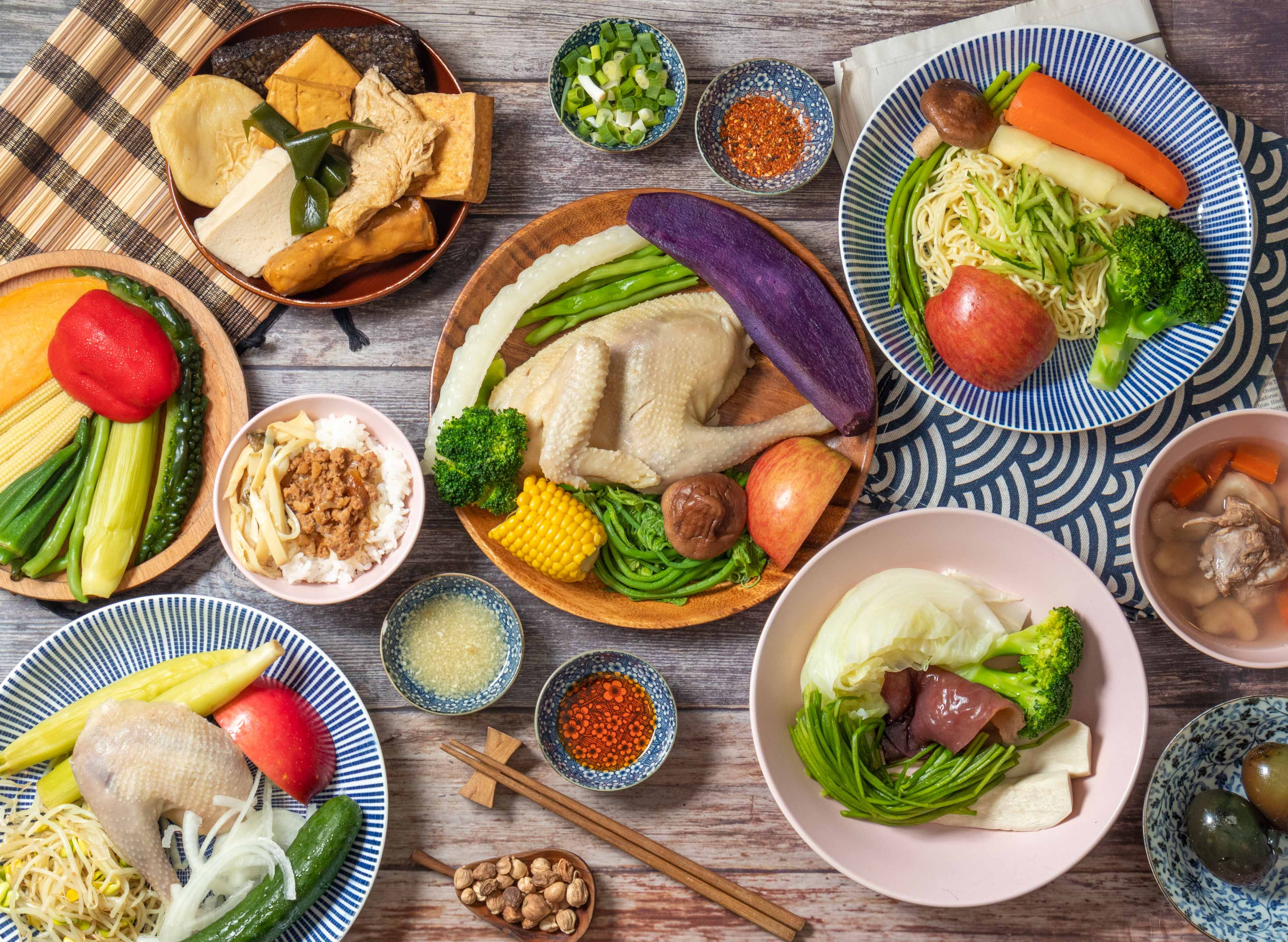 輕熟女極品鹽水雞|滷肉飯、烏龍麵 vendor logo
